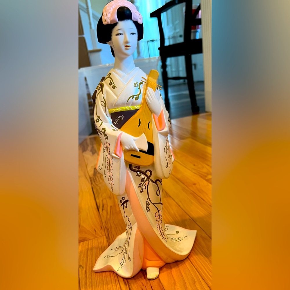 Hakata Geisha Musician Doll Summer Song Madden from 1985
